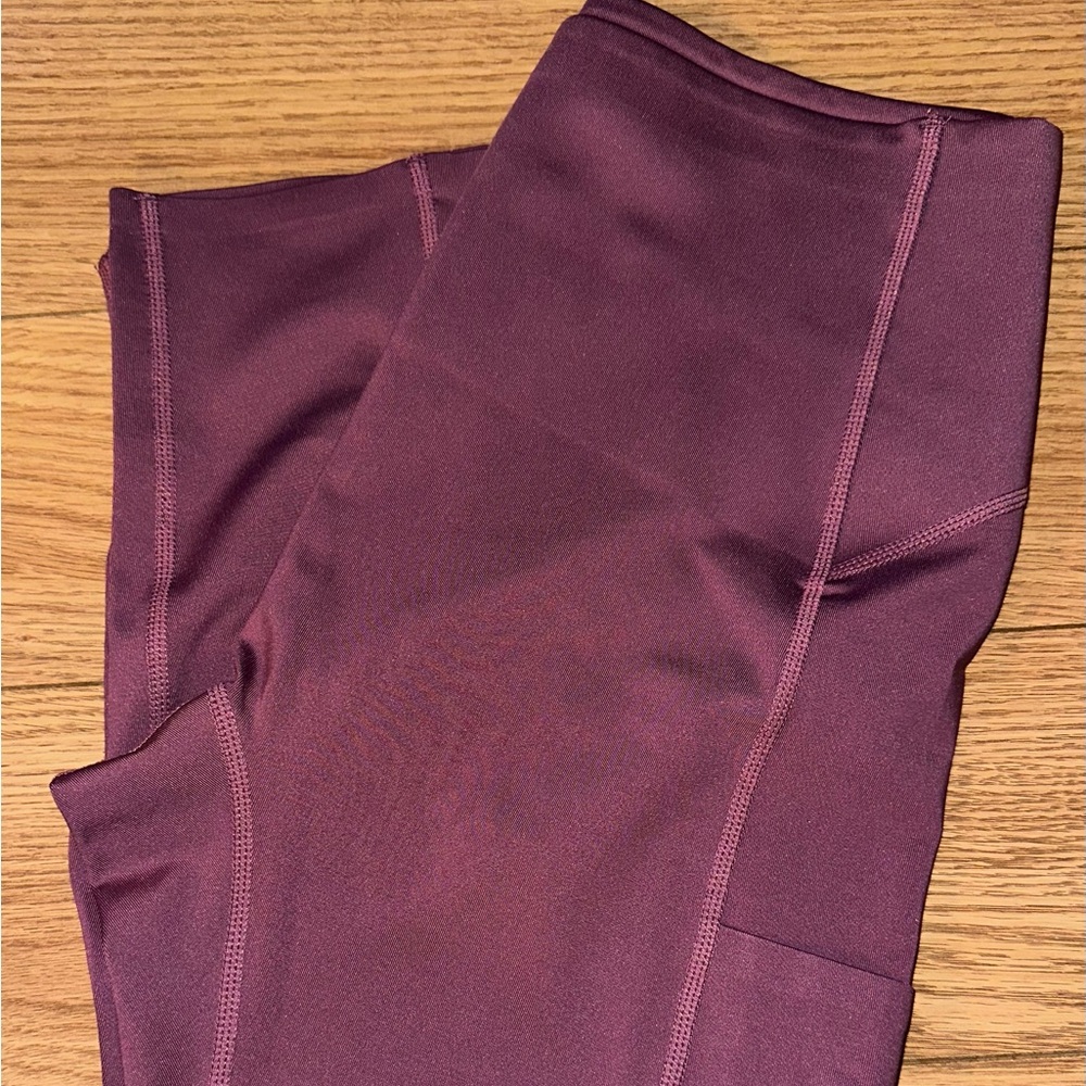 Ruby Ribbon Leggings